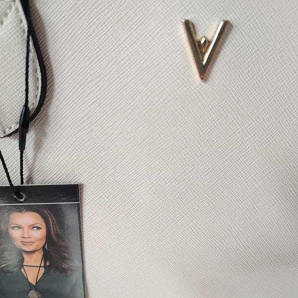 Vanessa Williams tote - Picture 2 of 5